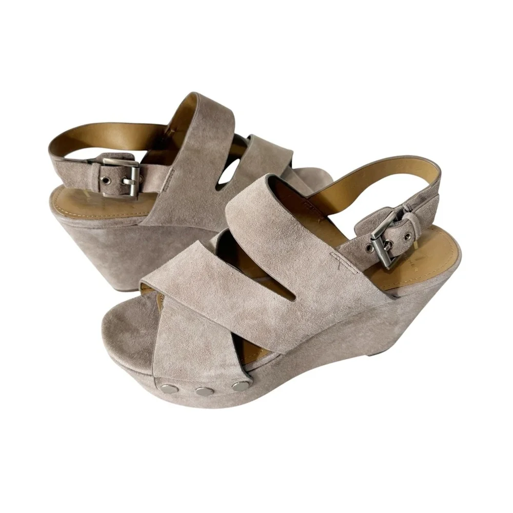 Marc Fisher LTD Bianka Tan Suede Retro Platform Wedge Strappy Sandal Size 7